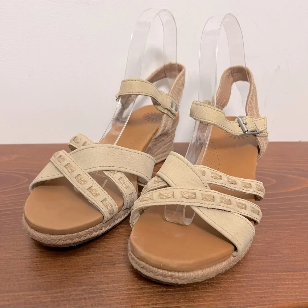 UGG Mairi Espadrille Wedge Buckle Strap Leather Sandal Neutral Boho Comfort 8.5